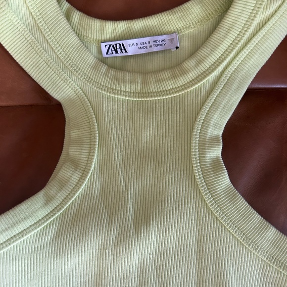 Zara Tank Tops - Picture 4 of 4